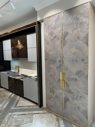 Серия LUXURY Орех корень 99.001 Серия LUXURY Орех корень 99.001