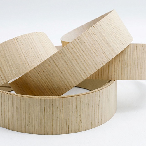 Кромка с вертикальной текстурой из натурального шпона Дуб