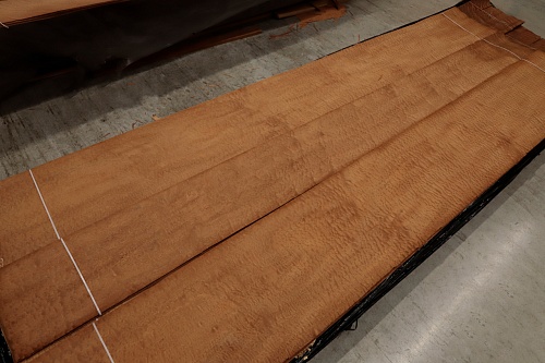 Натуральный шпон Сапеле поммеле Натуральный шпон Сапеле поммеле