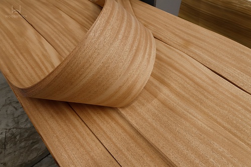 Натуральный шпон Махагон, Африка Натуральный шпон Махагон, Африка