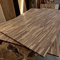 Мебельный щит из Ореха американского (узкая ламель 40x600x3000 мм)