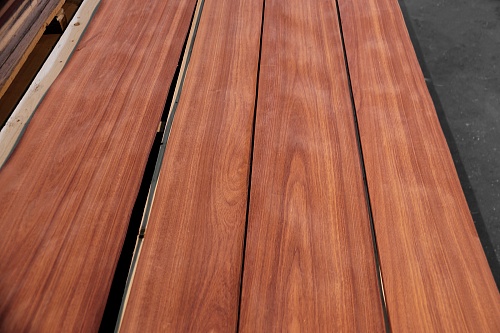 Натуральный шпон Ярра Натуральный шпон Ярра