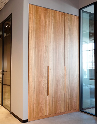 Натуральный шпон Эвкалипт Frize Натуральный шпон Эвкалипт Frize