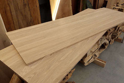 Мебельный щит из ясеня Дальневосточный цельный А/В 18х200х1300 Мебельный щит из ясеня Дальневосточный цельный А/В 18х200х1300