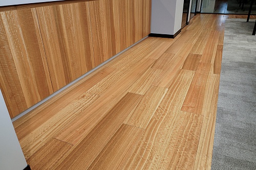 Эвкалипт необрезная доска Эвкалипт необрезная доска