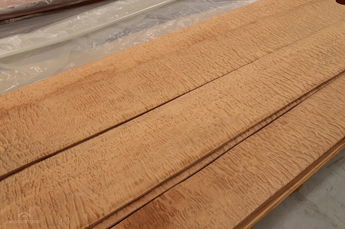 Натуральный шпон Боссе поммеле Натуральный шпон Боссе поммеле