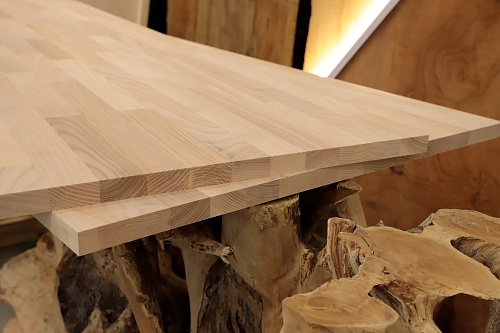 Мебельный щит из ясеня Белый сращенный А/В 18х600х3000