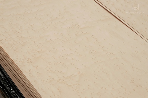 Натуральный шпон Клён «птичий глаз»