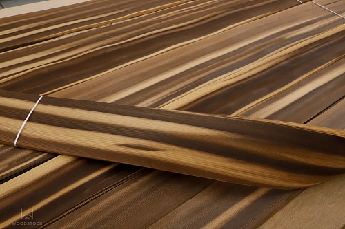 Натуральный шпон Лиственница мореная Натуральный шпон Лиственница мореная