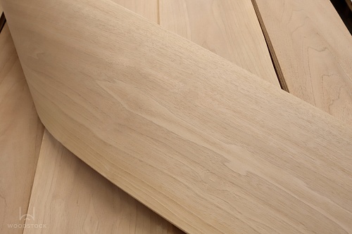 Натуральный шпон Орех европейский White-gray Натуральный шпон Орех европейский White-gray