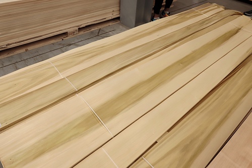 Натуральный шпон Тулипвуд Натуральный шпон Тулипвуд