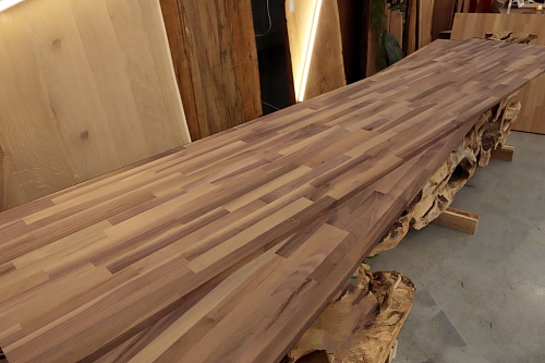 Мебельный щит из Ореха Американского Мебельный щит из Ореха Американского