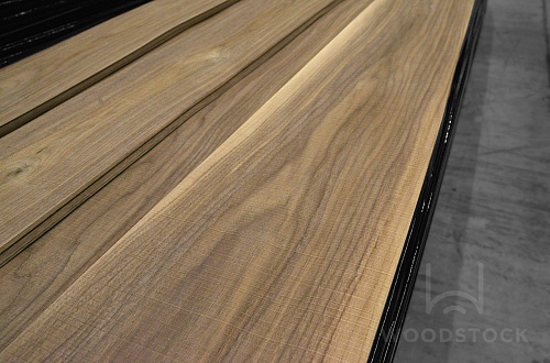 Натуральный шпон Орех американский 3D