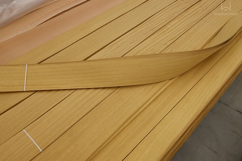 Натуральный шпон Ироко Натуральный шпон Ироко