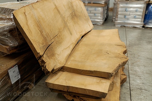 Пиломатериалы Слэбы из дуба Пиломатериалы Слэбы из дуба