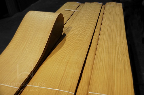 Натуральный шпон Афромозия