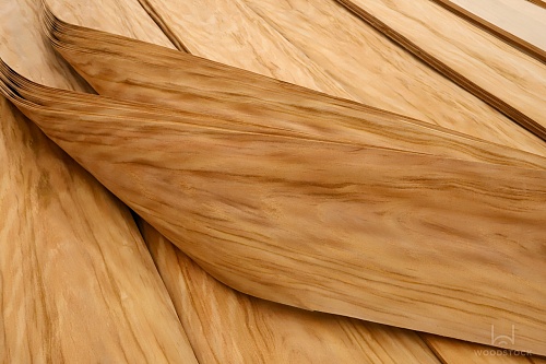 Натуральный шпон Пероба Мика Натуральный шпон Пероба Мика