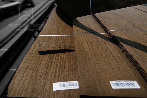 Натуральный шпон Венге Натуральный шпон Венге