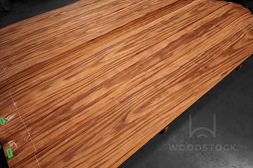 Натуральный шпон Тайгервуд Goncalo Alves Натуральный шпон Тайгервуд Goncalo Alves