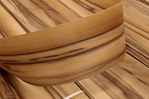 Натуральный шпон Орех сатиновый Choco