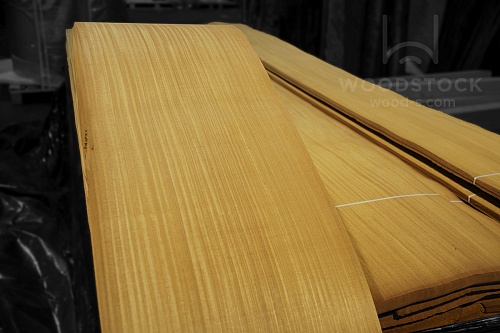 Натуральный шпон Афромозия