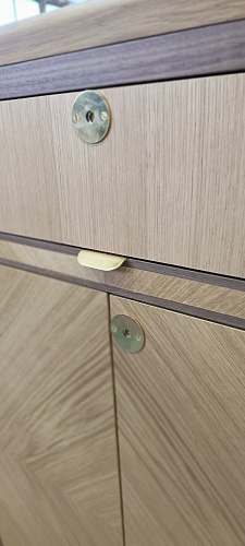 Натуральный шпон Дуб белый Натуральный шпон Дуб белый